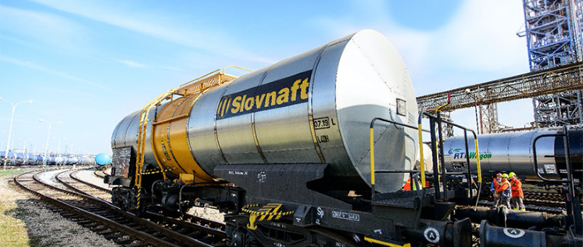 MGNF_PIC_0000_256_Zenith Pure Oil_LOGISTICS_cr-8sj7h6f2zv.jpg